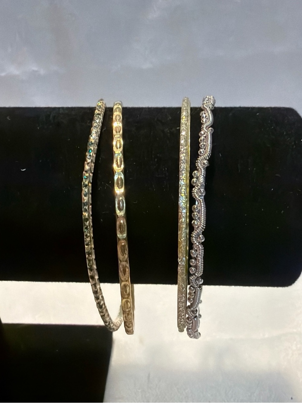 Source Unknown Gold and Silver Mixed Metal Bangle Bracelet Set - Picture 6 of 6